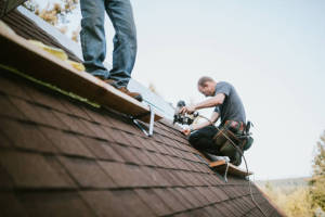 Local Roofers in Lake Of The Woods, VA
